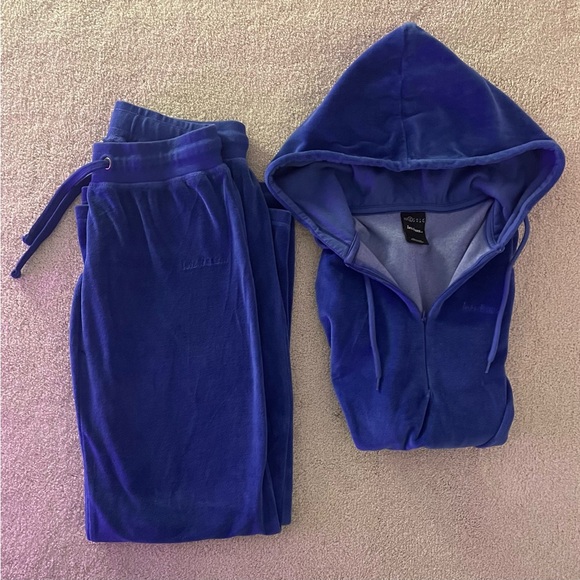 Blue Velour tracksuit set y2k vibes - Picture 7 of 13